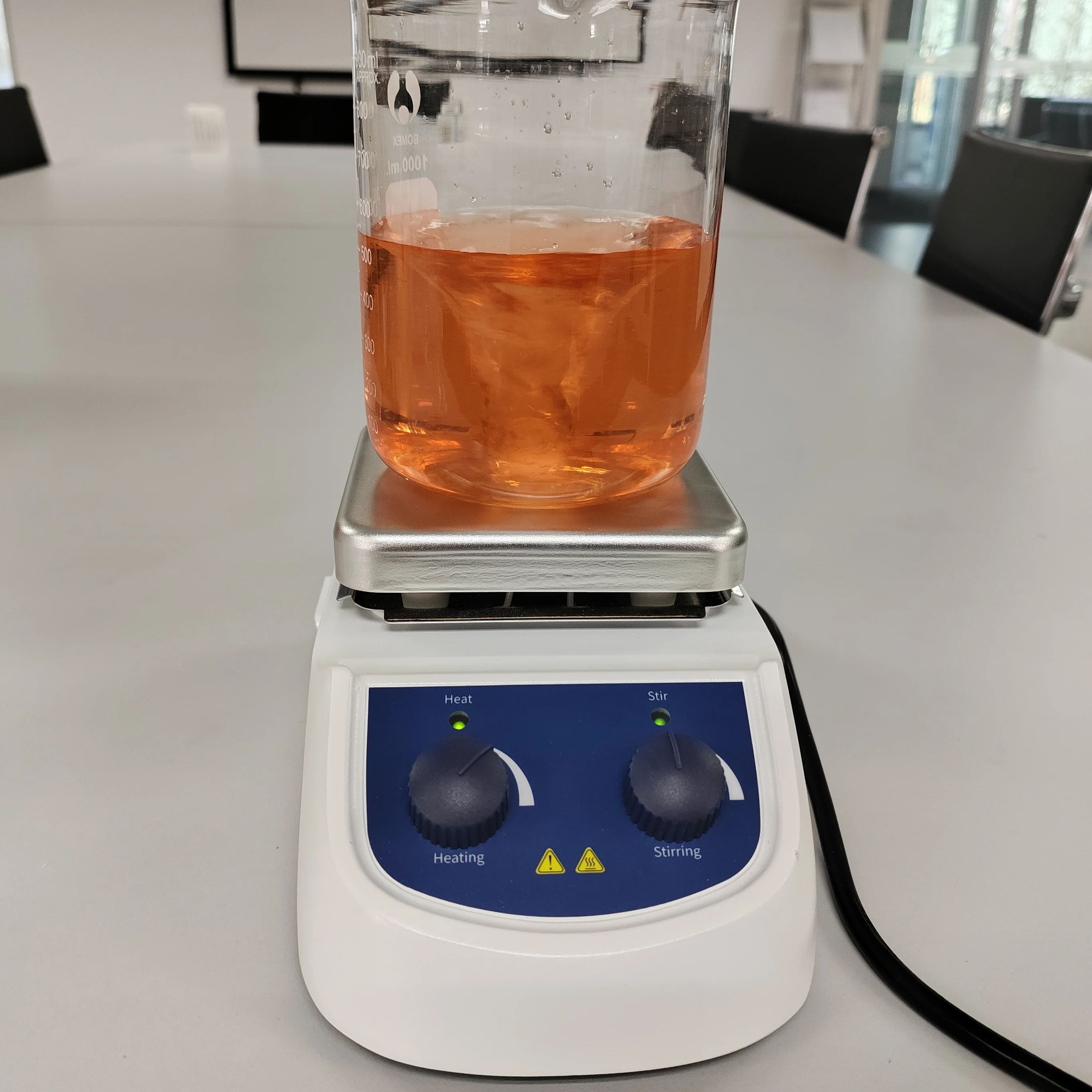 Mieszadło magnetyczne z podgrz – Lab Magnetic Stirrer Hot Plate recenzja i cena